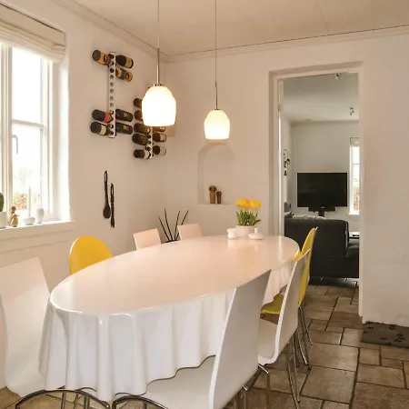 Four-bedroom Holiday In Kibak Casa vacanze