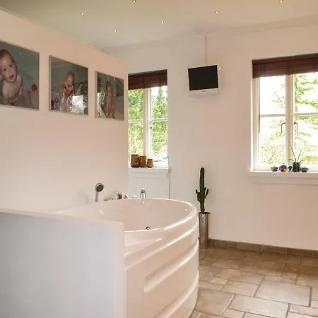Four-bedroom Holiday In Kibak Casa vacanze