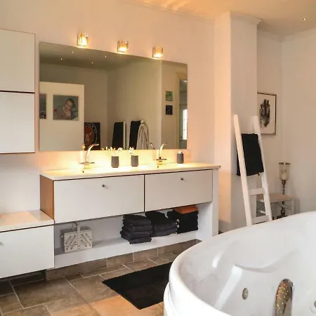 Four-bedroom Holiday In Kibak * Kibæk